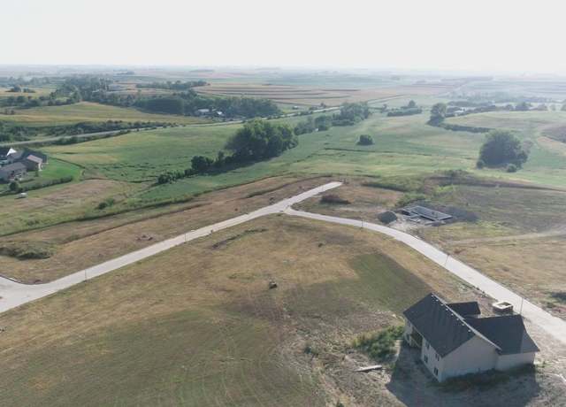Property at 2874 Southern Hills Dr, Blair, NE 68008