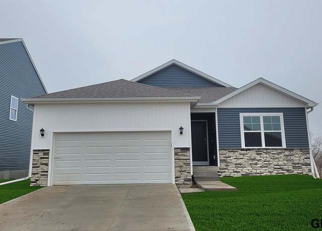 Property at 5519 N 188 St, Elkhorn, NE 68022, 4 beds, 3.5 baths