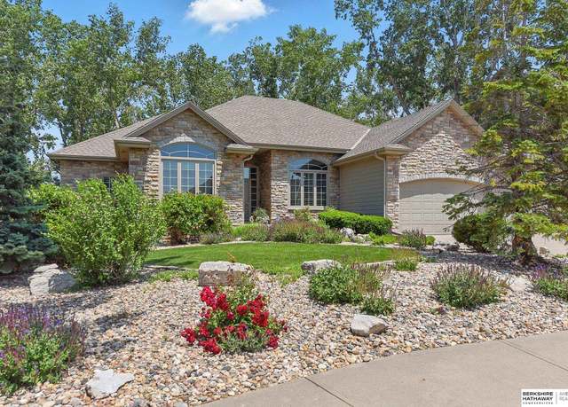 Property at 1350 W Ridge Way, Ashland, NE 68003, 4 beds, 3 baths