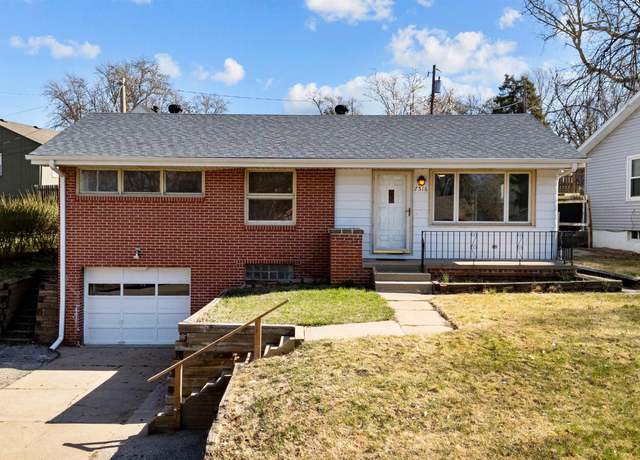 Property at 7516 Richmond Dr, Omaha, NE 68134, 4 beds, 1.5 baths
