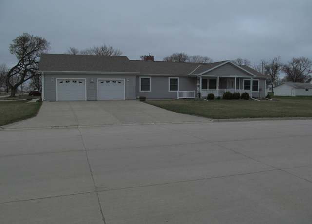 Property at 205 N Exeter Ave, Exeter, NE 68351, 3 beds, 2 baths