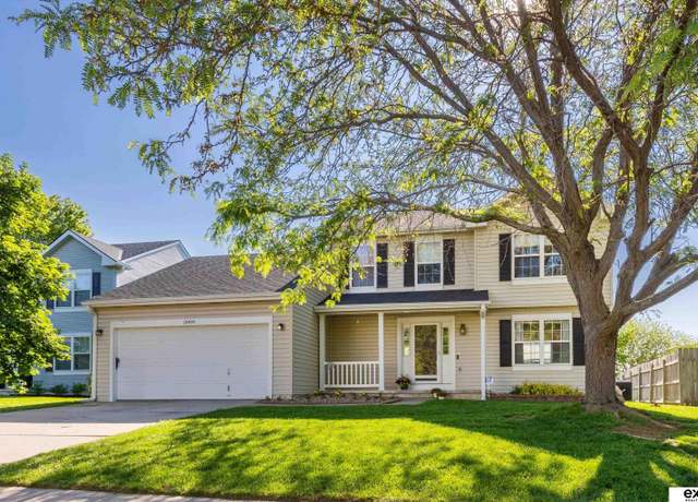 Property at 3909 N 147 St, Omaha, NE 68116, 3 beds, 2.5 baths
