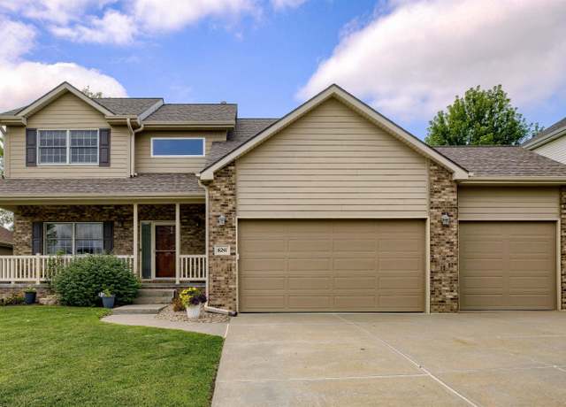 Property at 6241 S 80th St, Lincoln, NE 68506, 4 beds, 3.5 baths