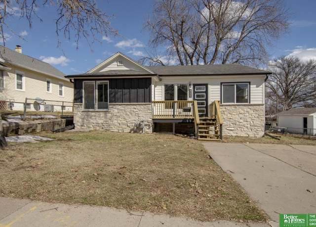 Property at 4005 S 36 St, Omaha, NE 68107, 3 beds, 2 baths