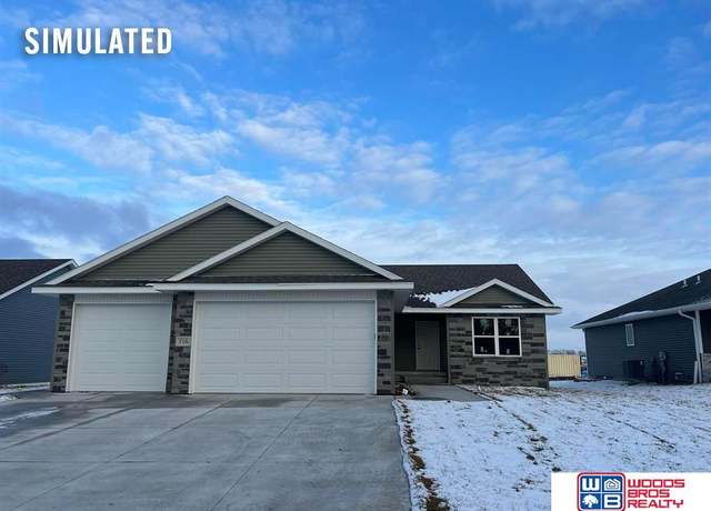 Property at 634 Pine St, Greenwood, NE 68366, 5 beds, 3 baths