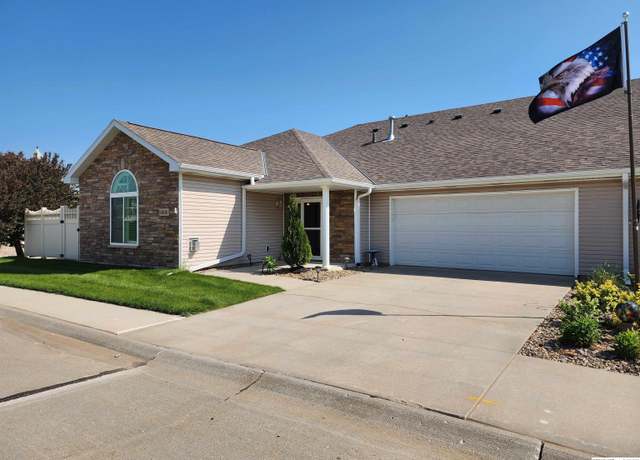 Property at 16026 Willit Plz, Bennington, NE 68007, 2 beds, 2 baths
