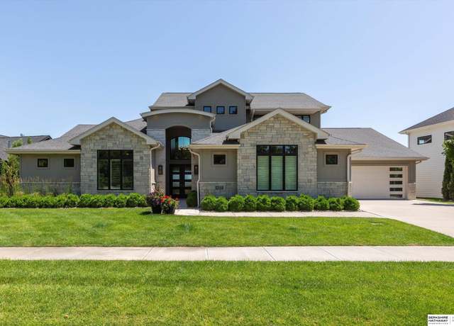 Property at 6217 N 295th St, Valley, NE 68064, 4 beds, 4 baths
