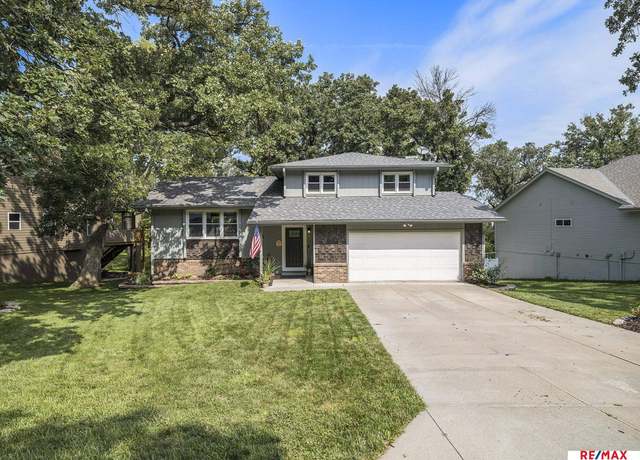 Property at 3706 Buccaneer Blvd, Plattsmouth, NE 68048, 3 beds, 3 baths