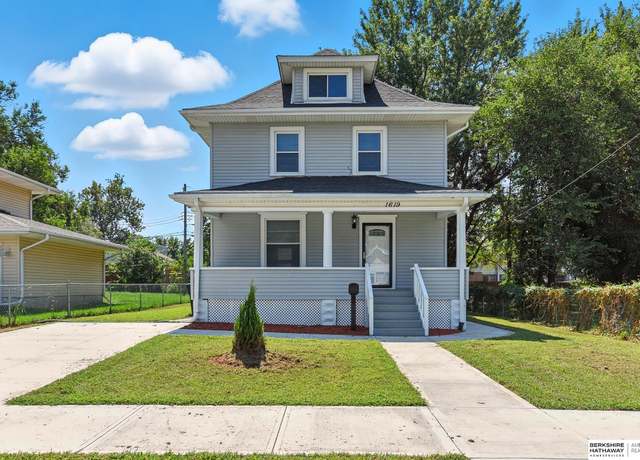 Property at 1619 Pinkney St, Omaha, NE 68110, 3 beds, 1.5 baths