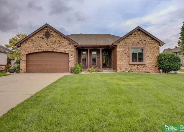 Property at 1743 S 177th Ave, Omaha, NE 68130, 4 beds, 3 baths