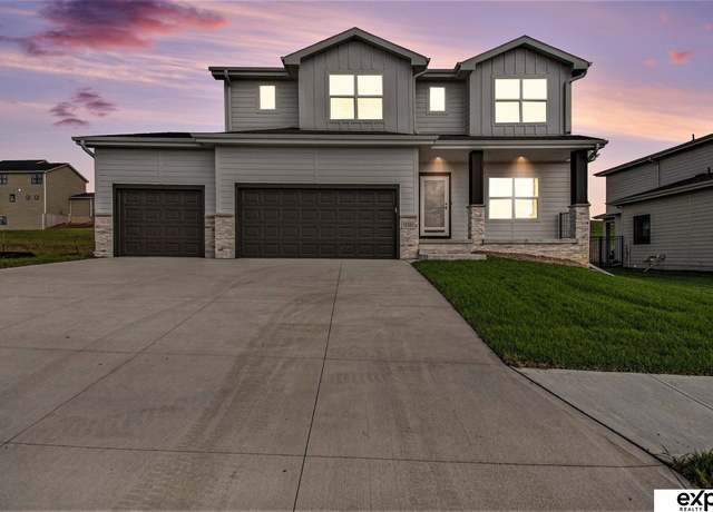Property at 11101 S 217 St, Gretna, NE 68028, 5 beds, 3.5 baths