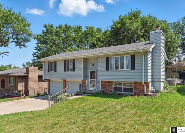 Property at 2609 Geri Dr, Omaha, NE 68147, 3 beds, 2.5 baths