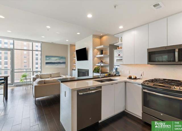 Property at 200 S 31st Ave #4814, Omaha, NE 68131, 2 beds, 2 baths