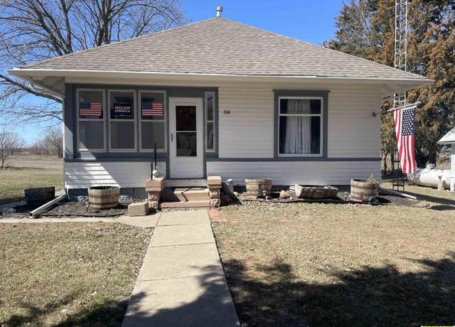 Property at 104 Clark St, Talmage, NE 68448, 2 beds, 2 baths