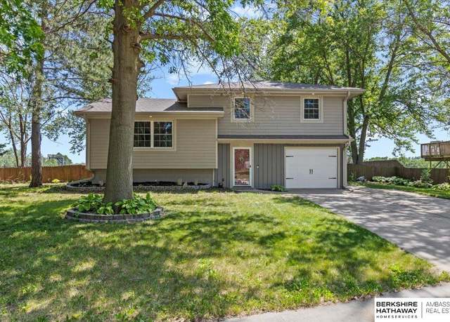 Property at 301 Gladys Ave, Yutan, NE 68073, 3 beds, 1.5 baths