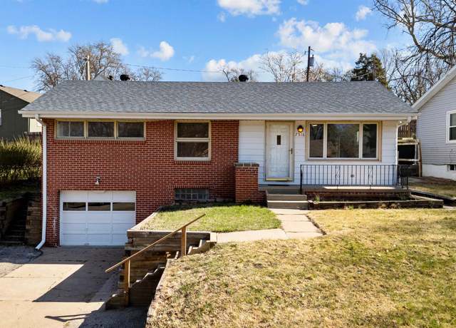 Property at 7516 Richmond Dr, Omaha, NE 68134, 4 beds, 1.5 baths