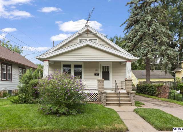 Property at 635 N Logan St, Fremont, NE 68025, 3 beds, 1 bath