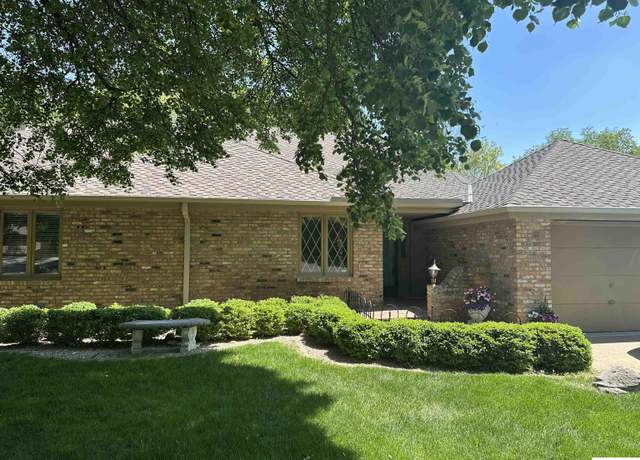 Property at 1605 S 113th Plz, Omaha, NE 68144, 3 beds, 4 baths