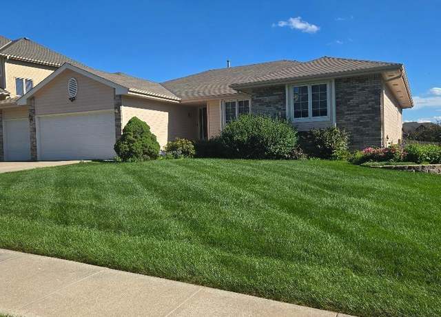Property at 16107 Adam St, Omaha, NE 68135, 3 beds, 2.5 baths