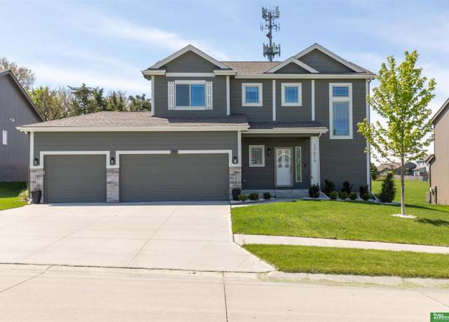 Property at 17819 Camden Ave, Omaha, NE 68116, 3 beds, 3.5 baths