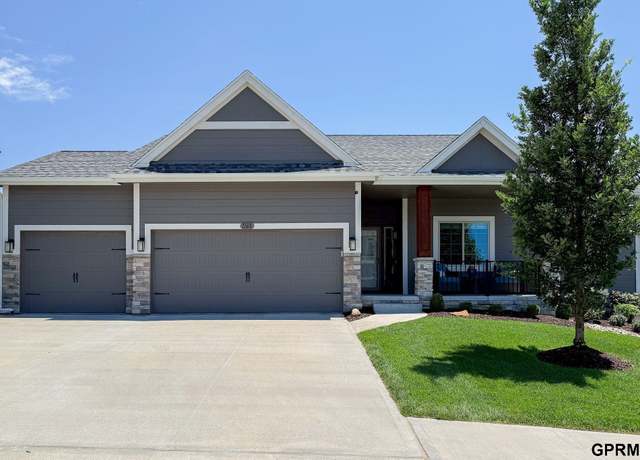 Property at 7165 N 165th St, Bennington, NE 68007, 4 beds, 3 baths