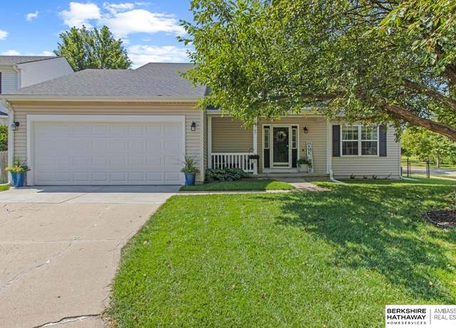 Property at 14767 Ames Ave, Omaha, NE 68116, 4 beds, 2.5 baths