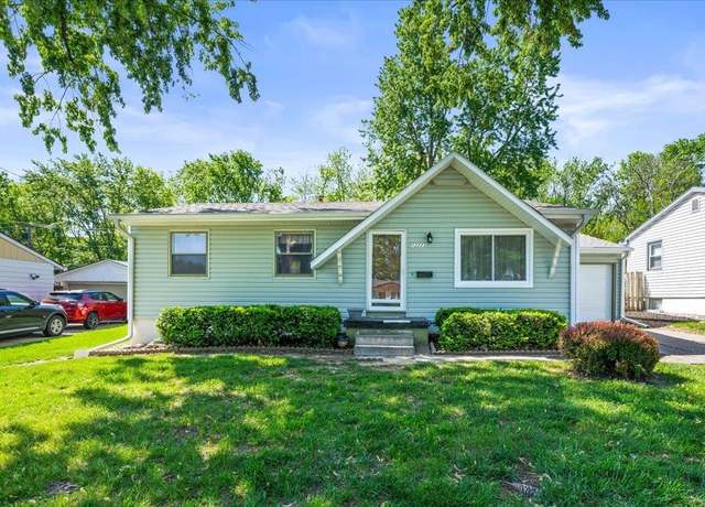 Property at 12223 C St, Omaha, NE 68144, 3 beds, 1.5 baths