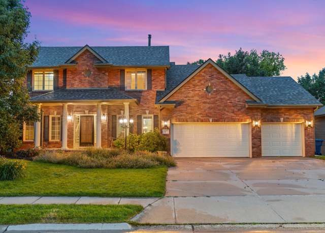 Property at 907 Woodland Ave, Papillion, NE 68046, 4 beds, 3.5 baths