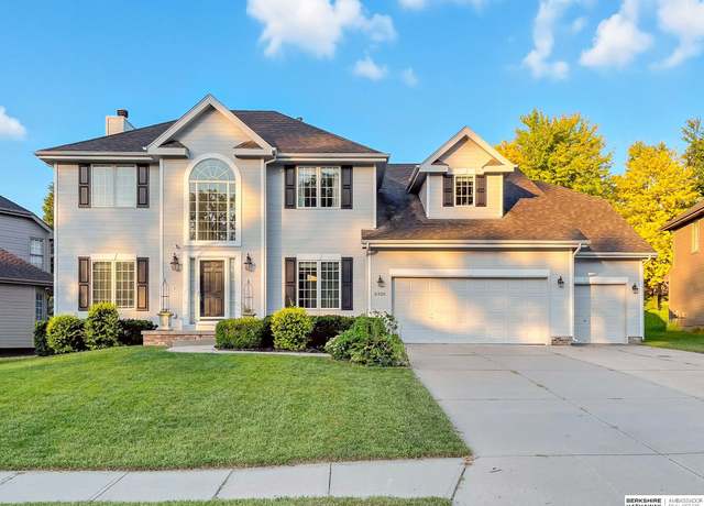Property at 6326 S 178th St, Omaha, NE 68135, 4 beds, 2.5 baths