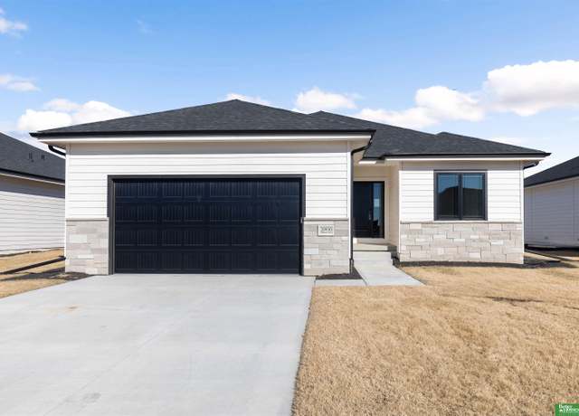 Property at 20938 Ellison Ave, Elkhorn, NE 68022, 4 beds, 3 baths