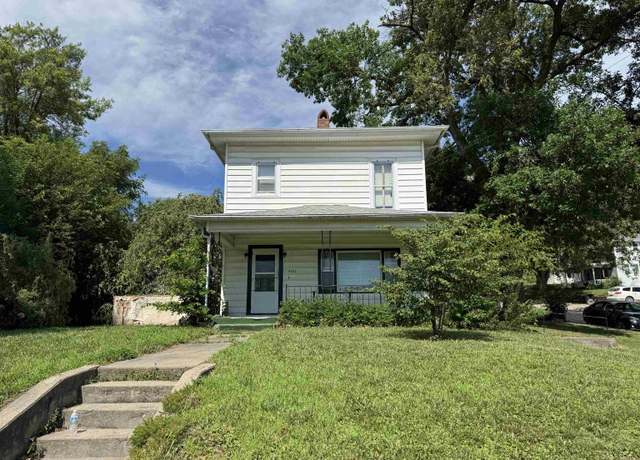 Property at 400 S Randolph St, Weeping Water, NE 68463, 4 beds, 2 baths