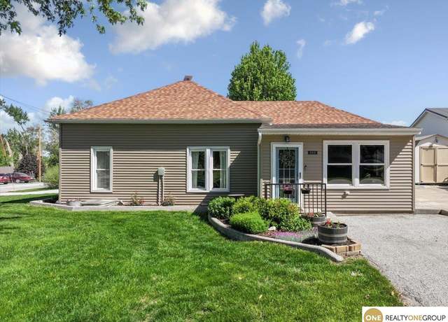 Property at 108 North St, Carson, IA 51525, 2 beds, 2 baths