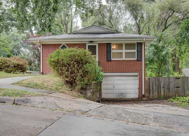 Property at 5640 Ruggles St, Omaha, NE 68104, 3 beds, 2 baths