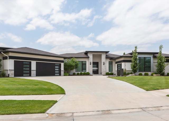 Property at 1510 S 218 St, Elkhorn, NE 68022, 5 beds, 5.5 baths