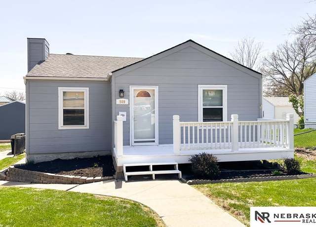 Property at 509 W 22nd Ave, Bellevue, NE 68005-5051, 3 beds, 1.5 baths