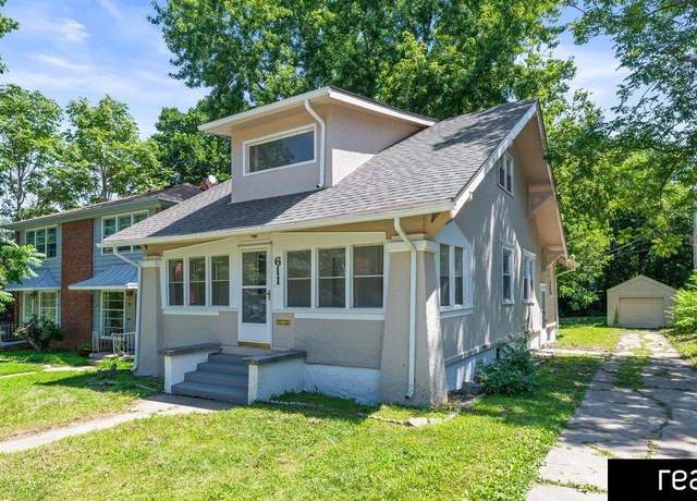Property at 611 N 48th St, Omaha, NE 68132, 4 beds, 2 baths