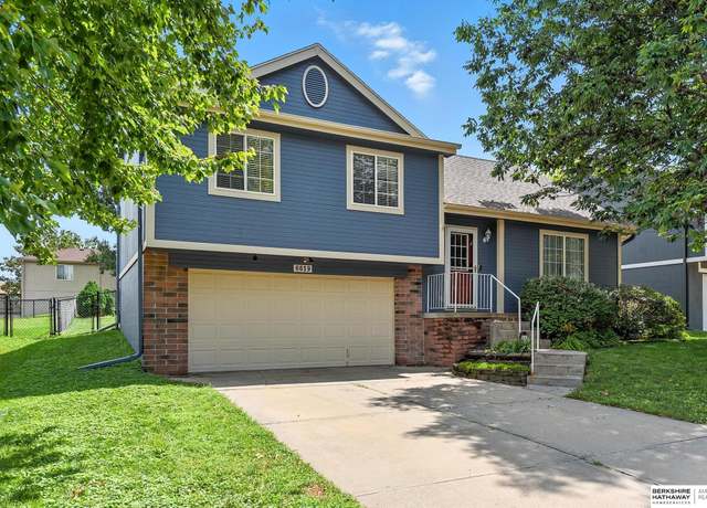 Property at 6619 N 112th Ave, Omaha, NE 68164, 3 beds, 2 baths
