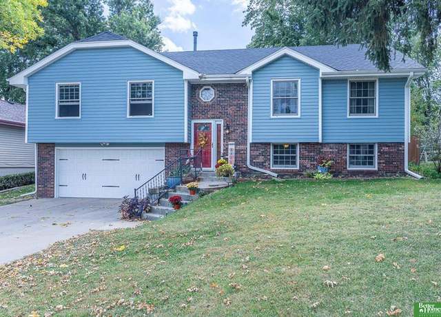 Property at 2807 Century Rd, Bellevue, NE 68123, 4 beds, 3 baths