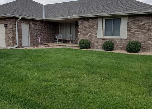 Property at #2 The Pnes, Beatrice, NE 68310, 2 beds, 2 baths