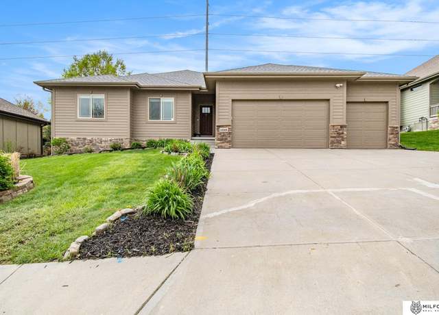 Property at 18305 Mason St, Elkhorn, NE 68022, 3 beds, 2 baths