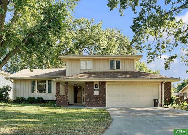 Property at 14916 Seward Plz, Omaha, NE 68154, 3 beds, 2.5 baths