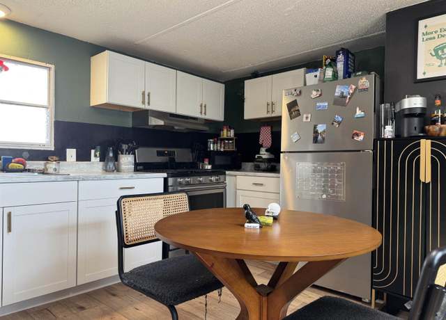 Property at 3101 Washington St #53, Bellevue, NE 68005, 2 beds, 1 bath