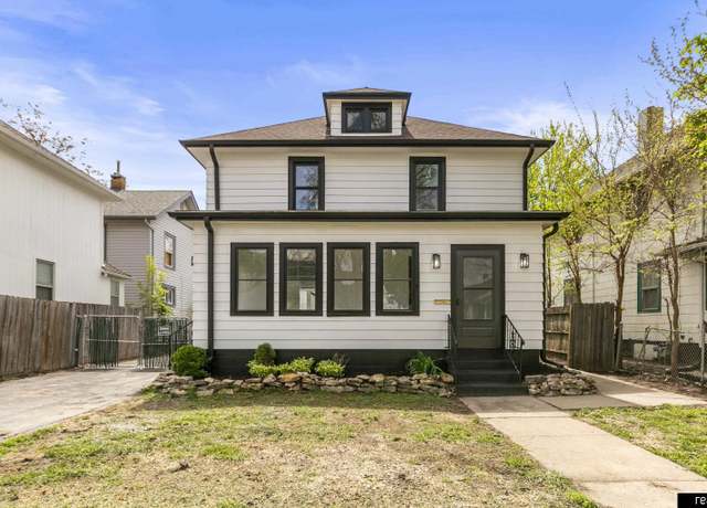 Property at 1007 2nd Ave, Council Bluffs, IA 51501, 4 beds, 2 baths