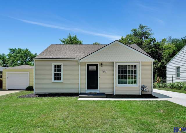 Property at 3101 S 47th St, Lincoln, NE 68506, 2 beds, 1 bath