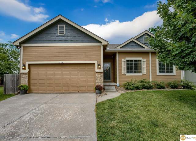 Property at 4906 N 162 St, Omaha, NE 68116, 4 beds, 3 baths