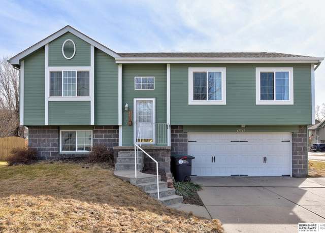 Property at 17717 I St, Omaha, NE 68135, 3 beds, 2 baths