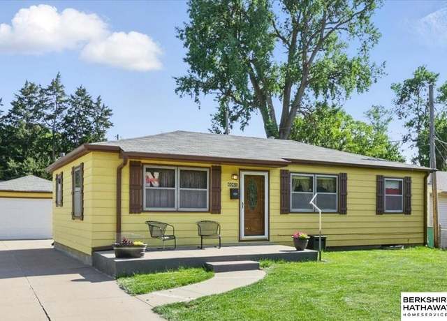 Property at 6061 Buckingham Ave, Omaha, NE 68117, 3 beds, 2 baths