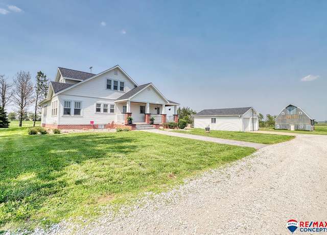 Property at 3738 S 54th Rd, Firth, NE 68358, 4 beds, 2 baths