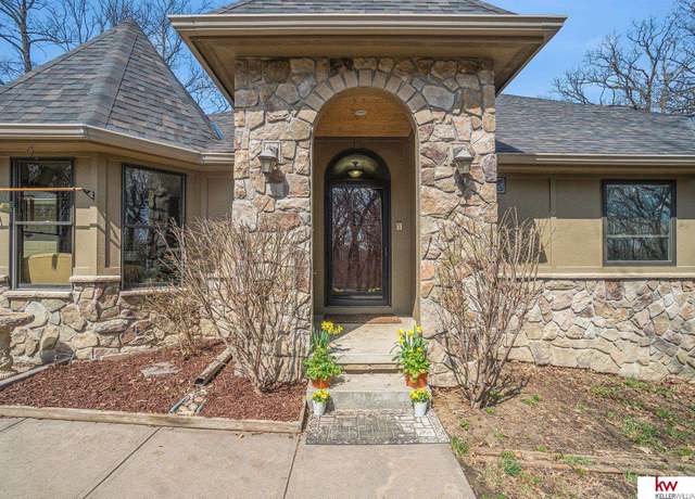 Property at 9245 County Road 28, Fort Calhoun, NE 68023, 4 beds, 4 baths