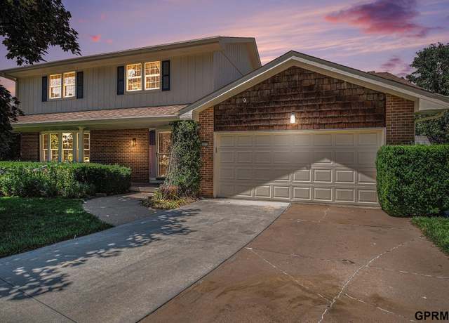 Property at 14710 Frances Cir, Omaha, NE 68144, 4 beds, 2.5 baths